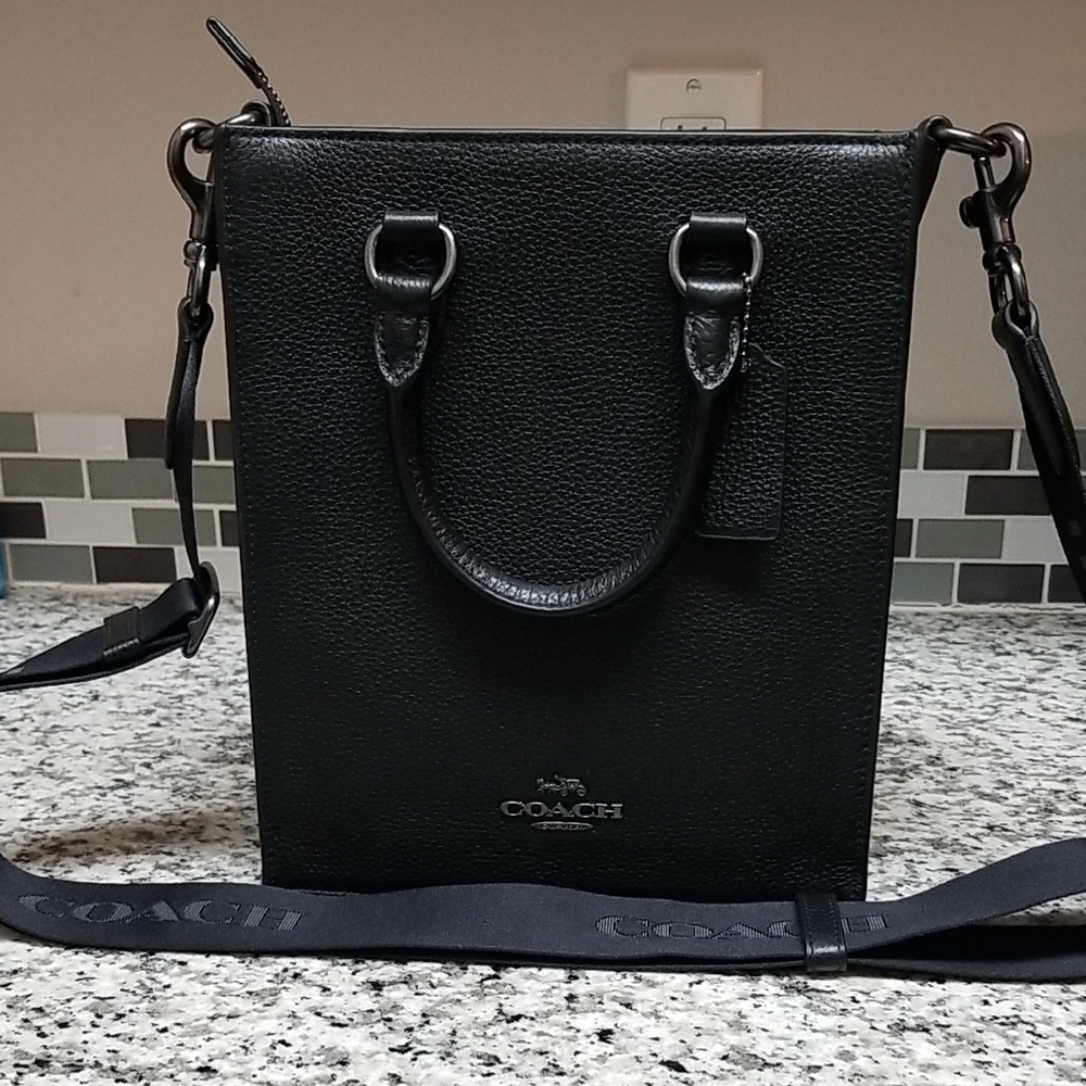 COACH DYLAN TOTE, BLACK